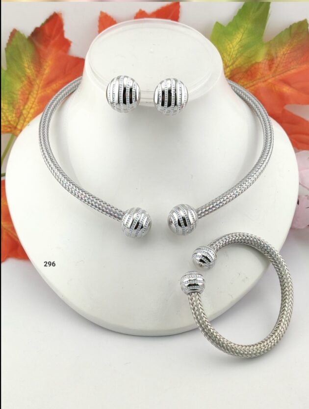 Chika Set - Image 2