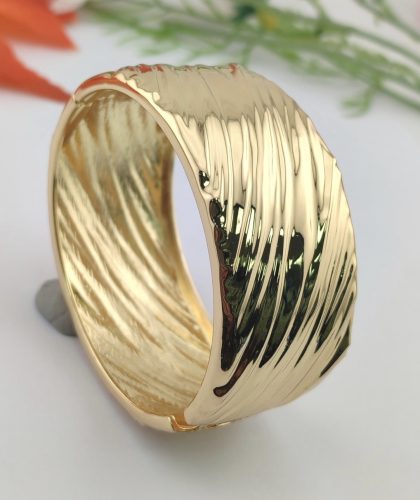 Ayoka Luxe Bangle